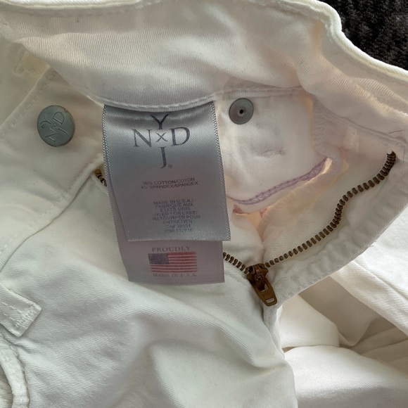 💸NYDJ White Floral Jeans 🤍🌺 size 4 - Picture 3 of 11